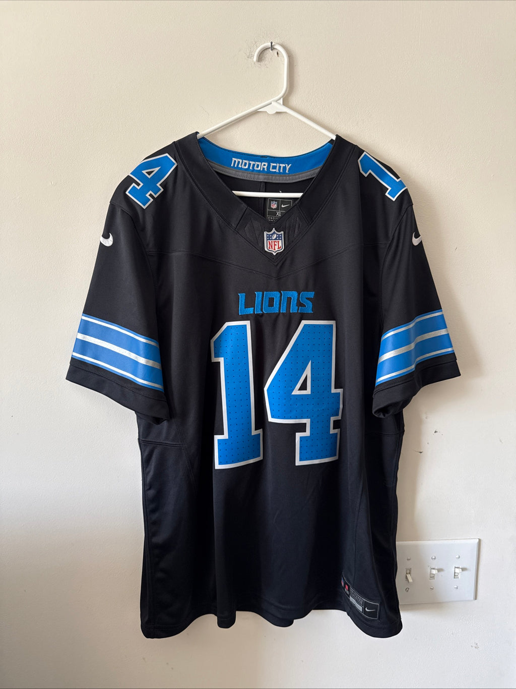 Men’s Nike Amon-Ra St. Brown #14 Detroit Lions 2nd Alt Vapor Lmtd Jersey Sz XL