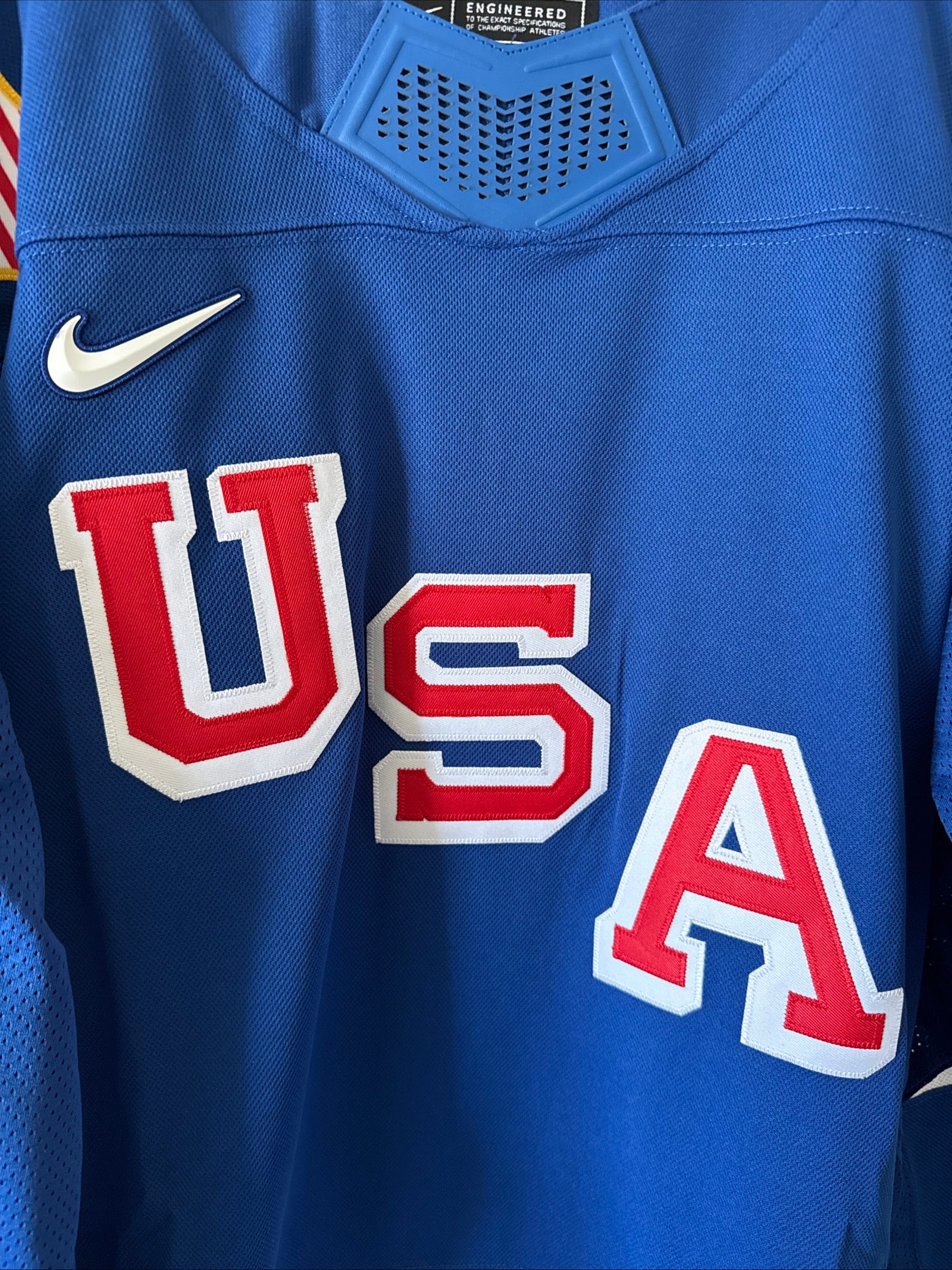 Men’s Nike Connor Hellebuyck #37 Team USA Hockey Jersey 2026 Olympics Sz XL RARE