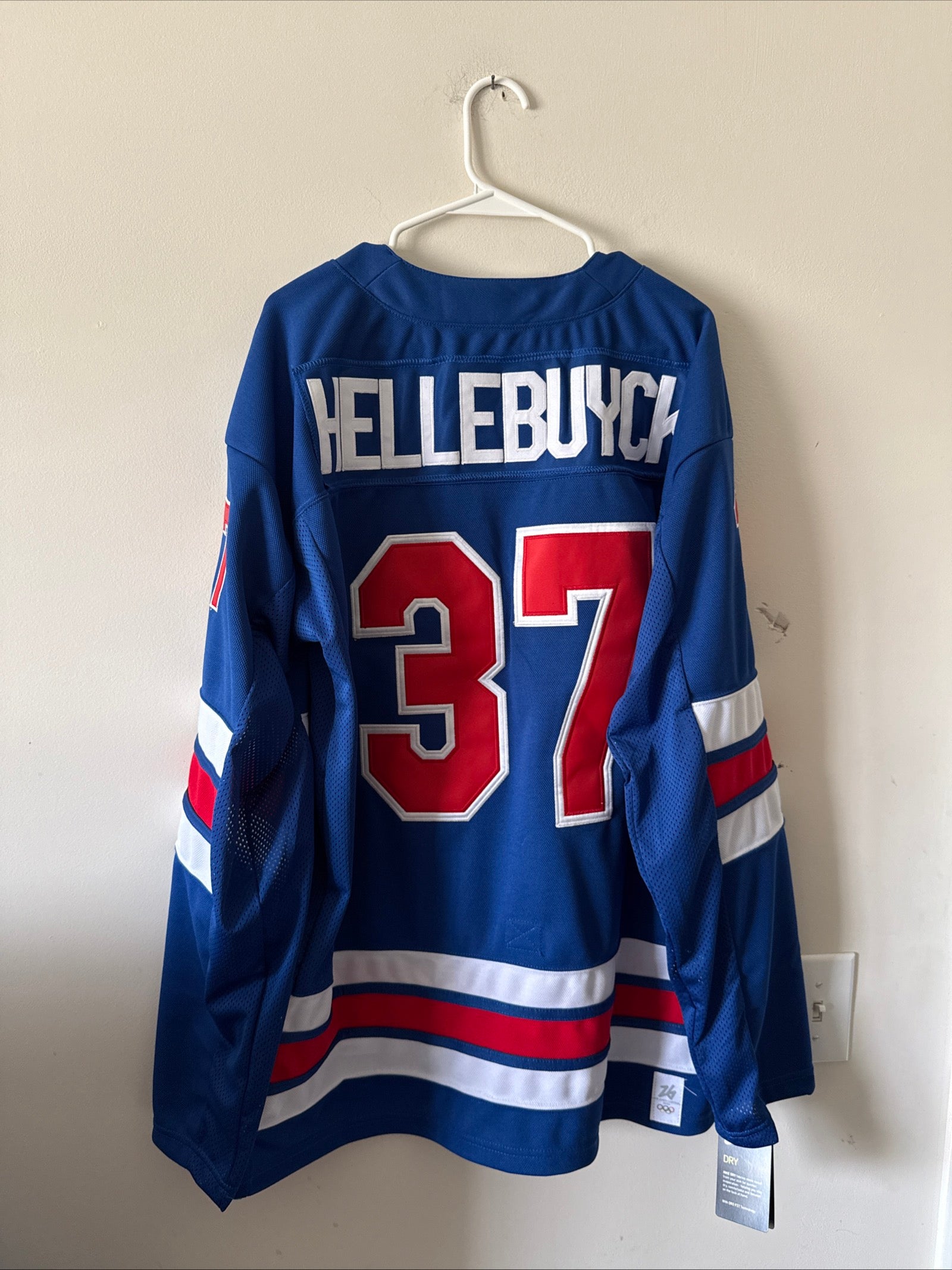 Men’s Nike Connor Hellebuyck #37 Team USA Hockey Jersey 2026 Olympics Sz XL RARE