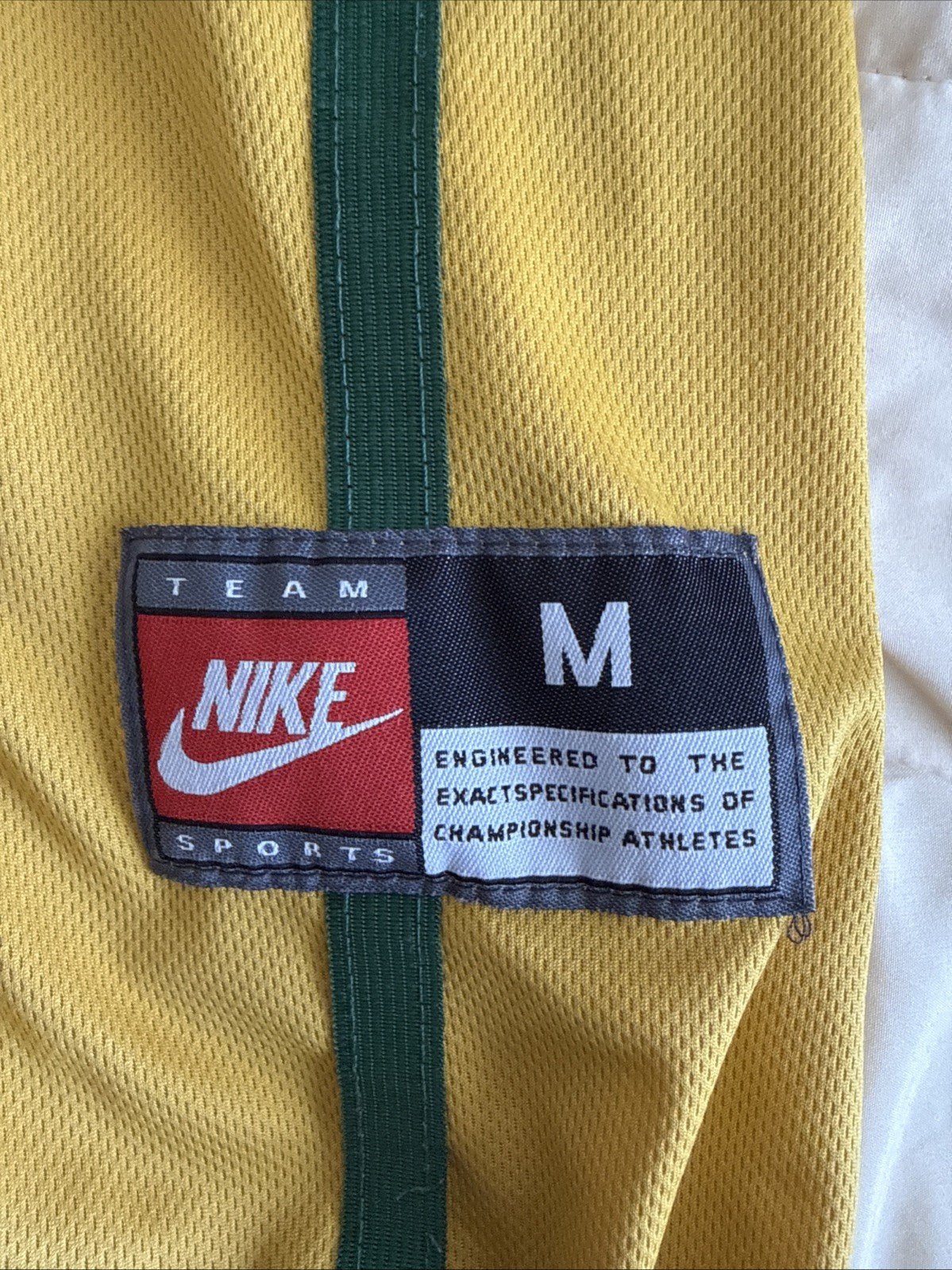 Men’s Nike LeBron James 23 St. Vincent - St. Mary HS Jersey Sz 48 - RARE - Kyle’s Football Cards