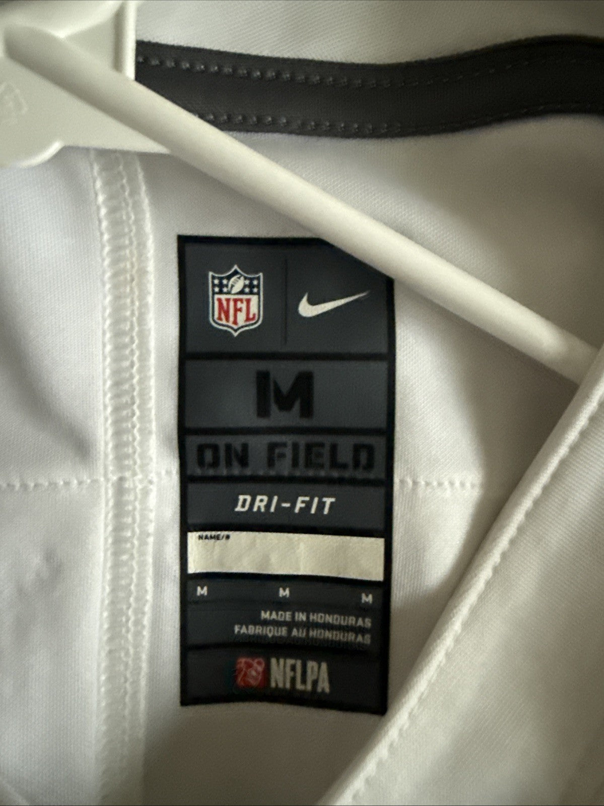 Men’s Nike Marshawn Lynch #24 Oakland Raiders Vapor Lmtd NFL Jersey Sz M - RARE