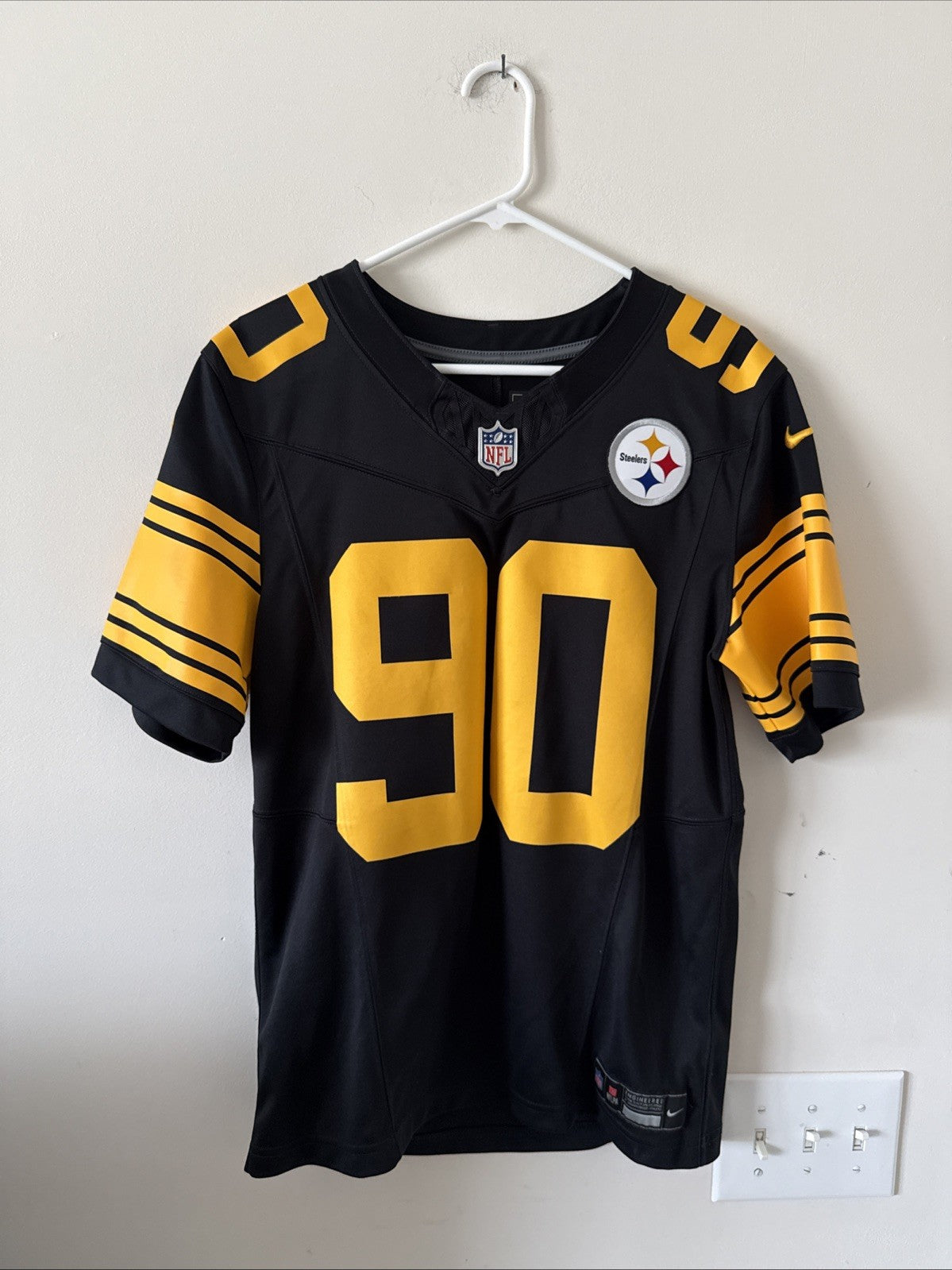 Men’s Nike TJ Watt #90 Pittsburgh Steelers Vapor Lmtd ColorRush Jersey Sz S RARE