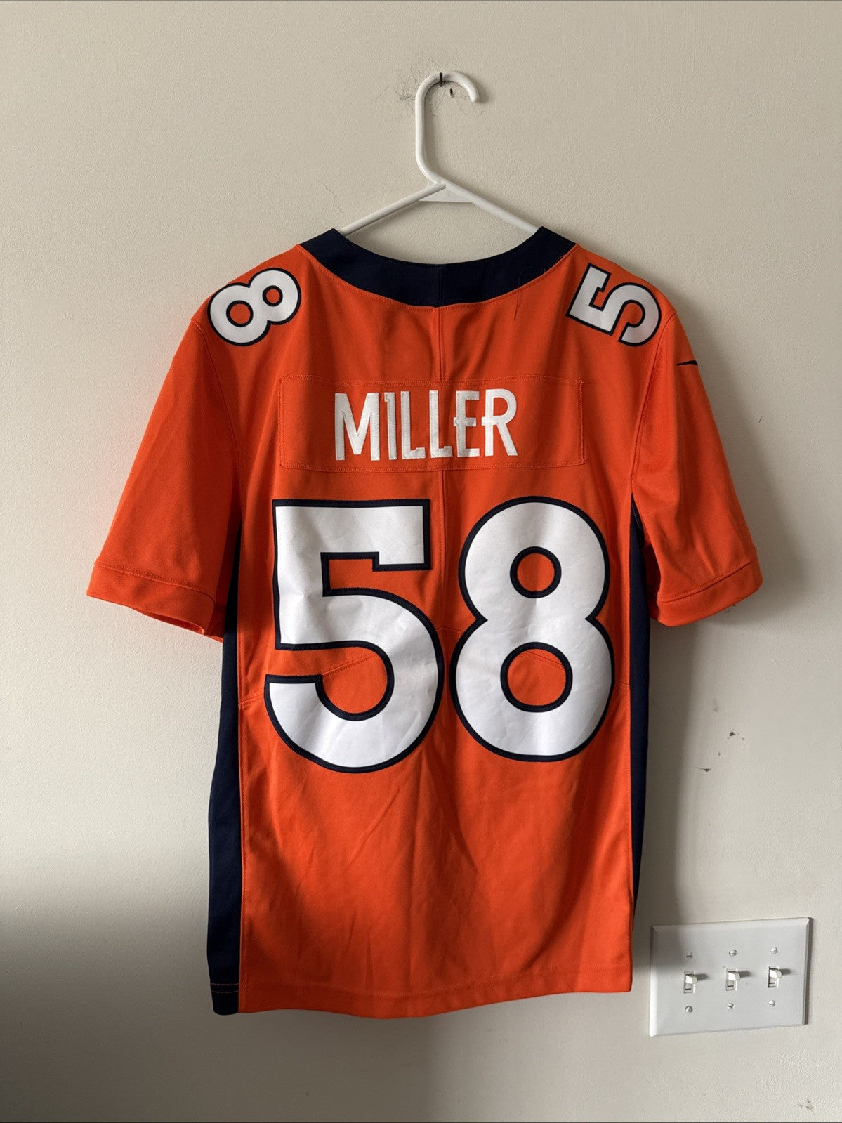 Men’s Nike Von Miller #58 Denver Broncos Vapor Limited Jersey Sz S - Orange RARE
