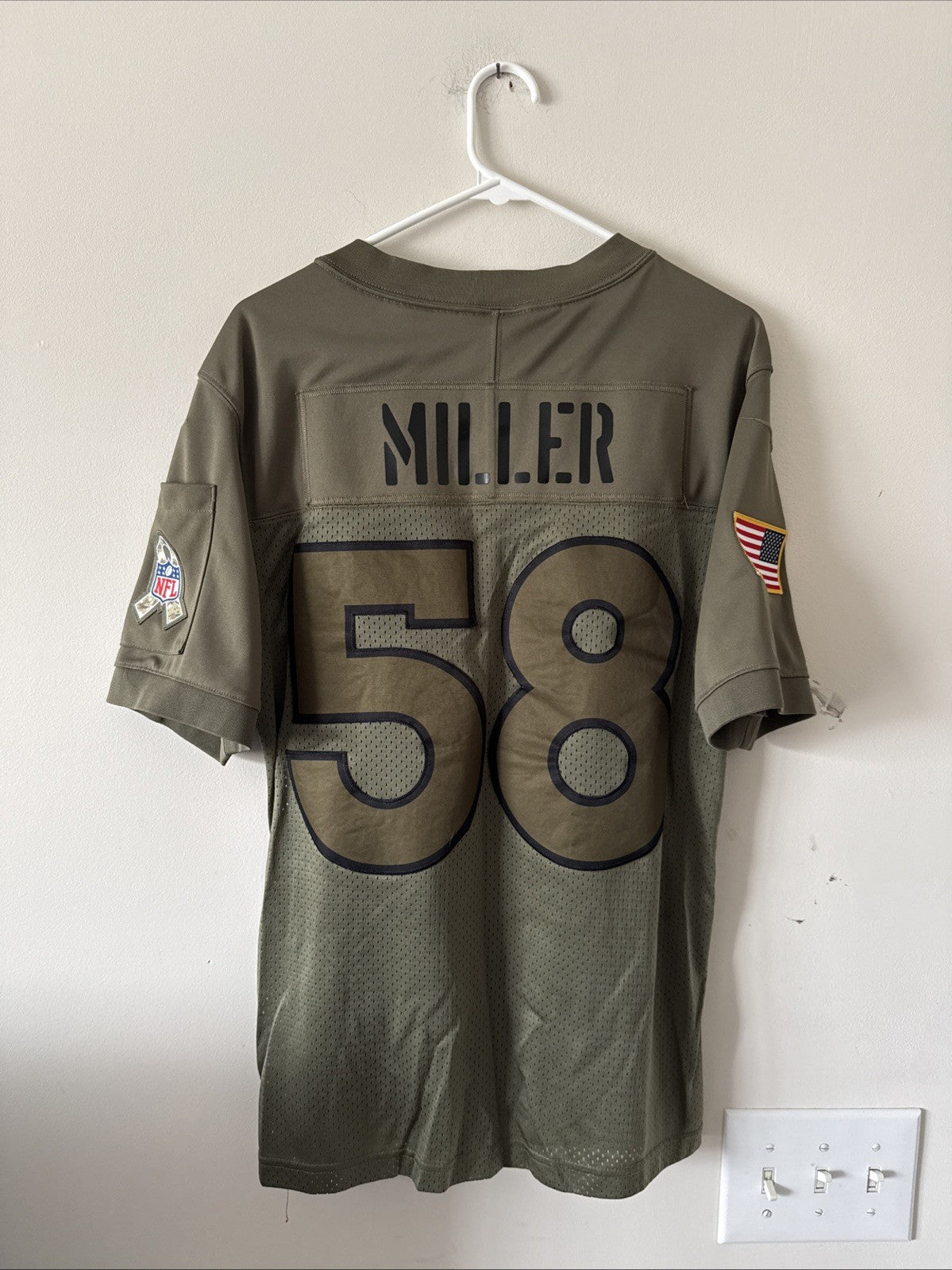 Men's Nike Von Miller #58 Broncos 19’ Salute to Service Limited Jersey Sz S RARE