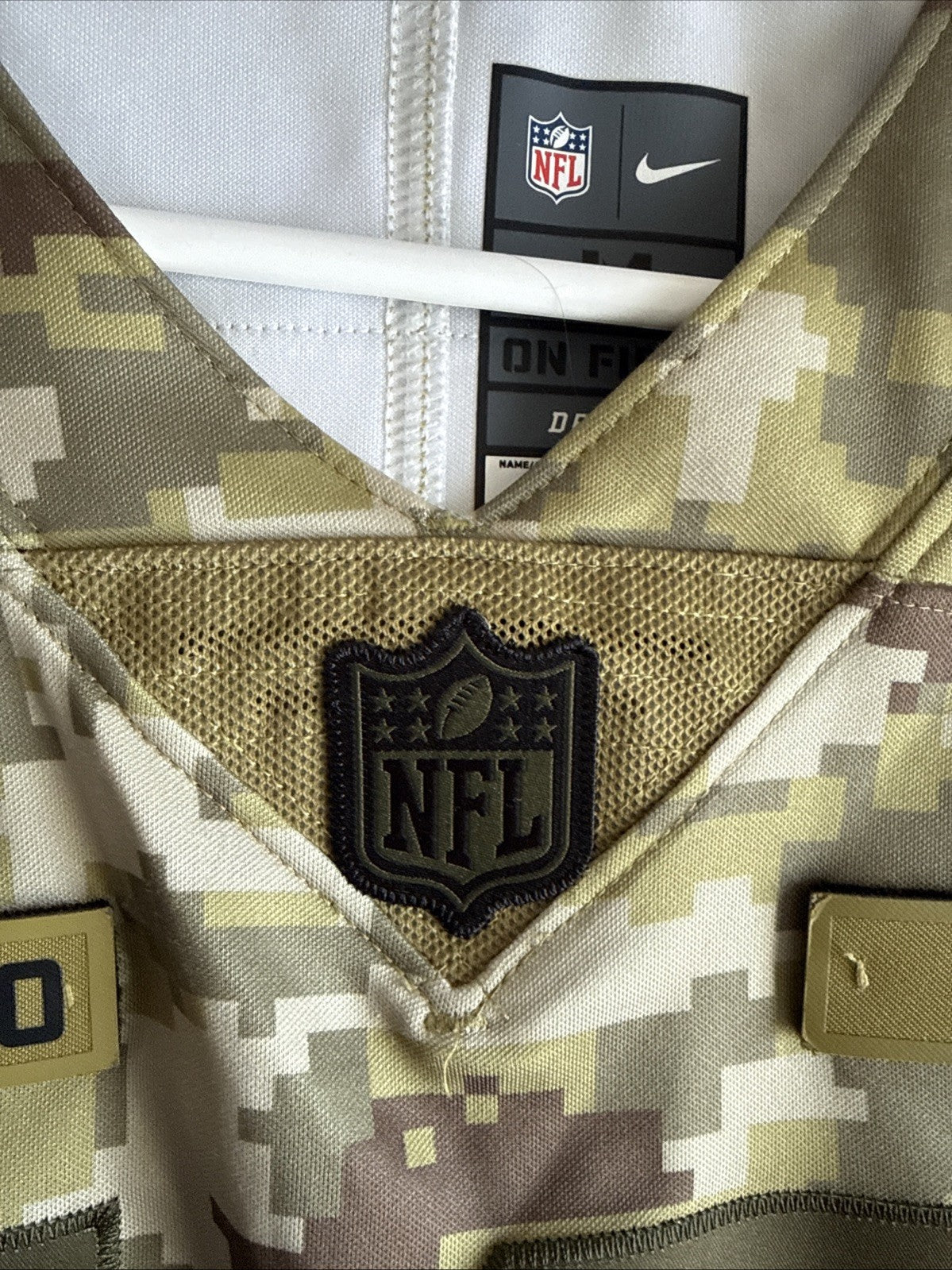 Men's Nike Jimmy Garoppolo #10 SF 49ers 2018 Salute To Service Jersey Sz M RARE