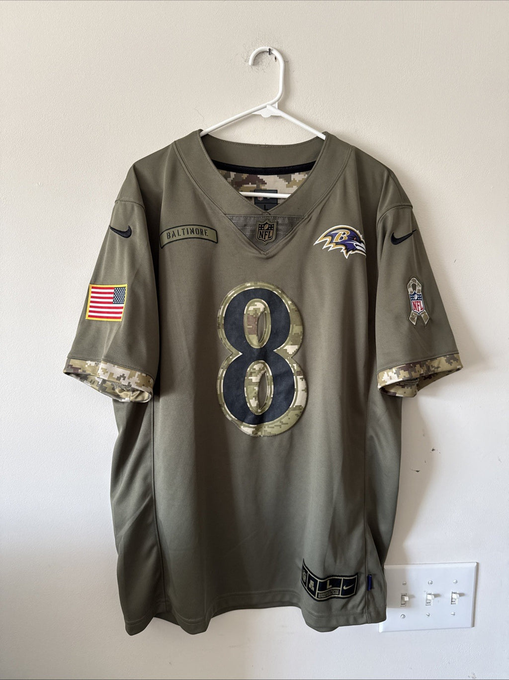 Men’s Lamar Jackson #8 Baltimore Ravens 2022 Salute To Service Jersey Sz L RARE