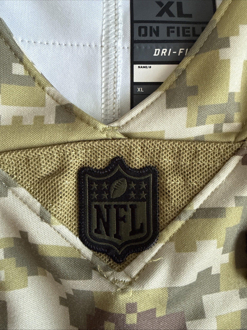 Men’s NIKE A.J. Green #18 Cincinnati Bengals SALUTE TO SERVICE Jersey Sz XL RARE