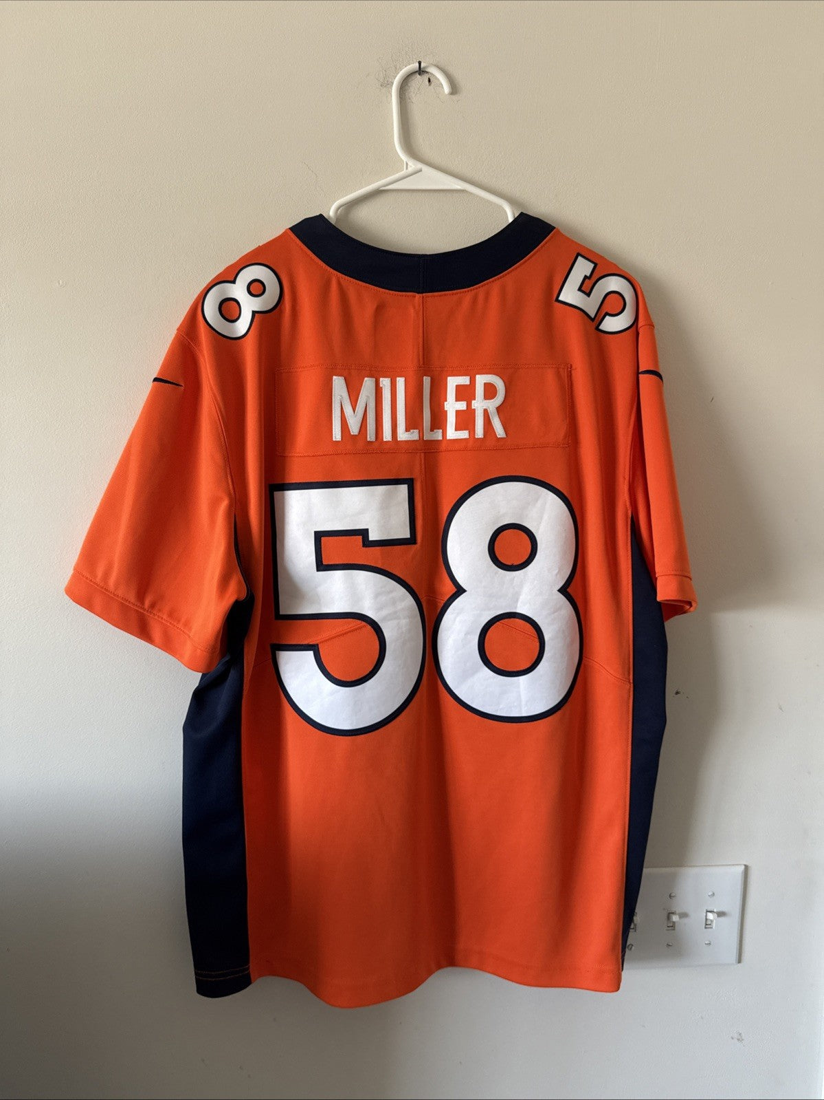 Men’s Nike Von Miller #58 Denver Broncos Vapor Limited Jersey Sz XL Orange RARE