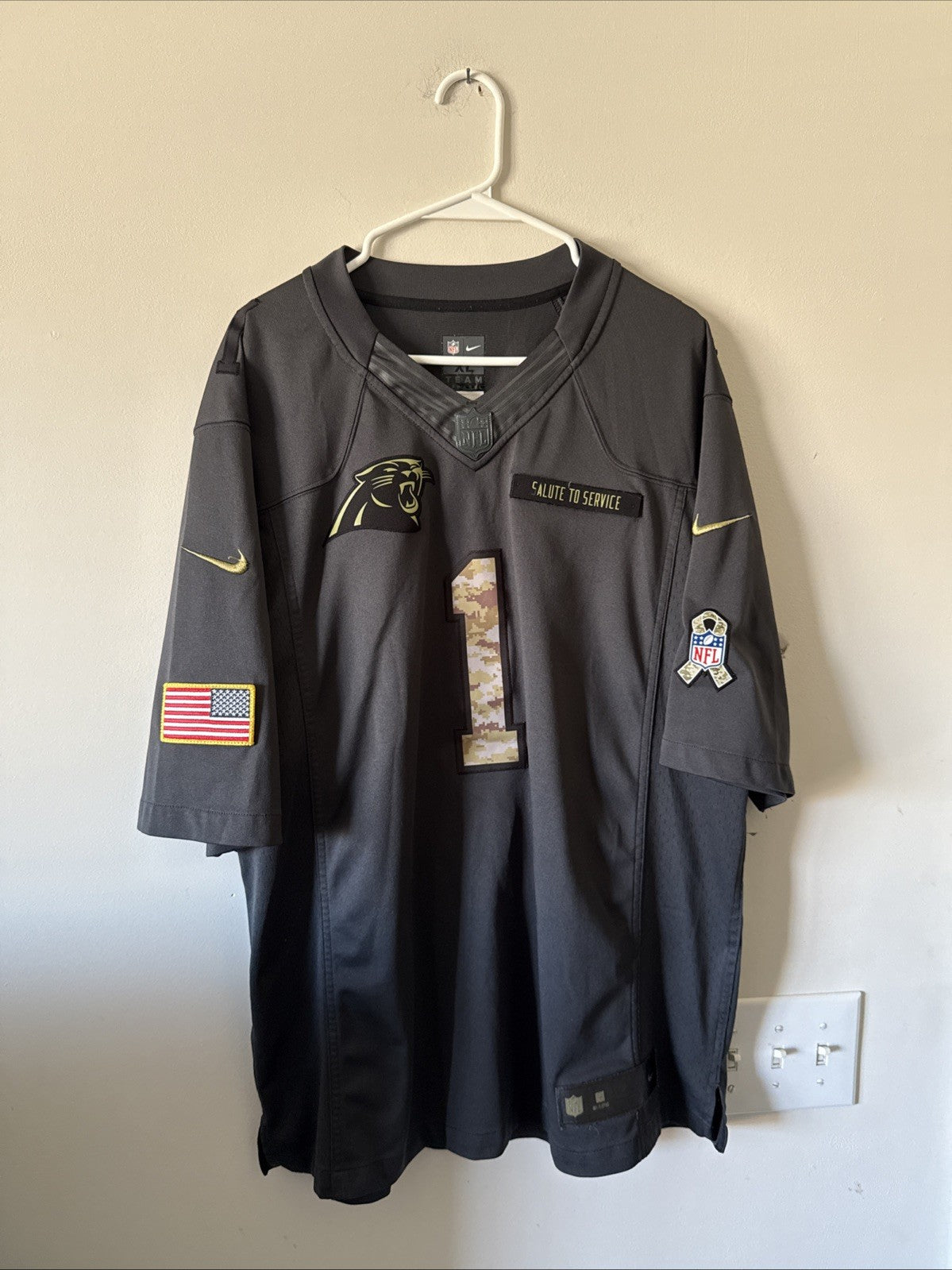 Men's Nike Cam Newton #1 Carolina Panthers Salute To Service Jersey Sz XL - RARE
