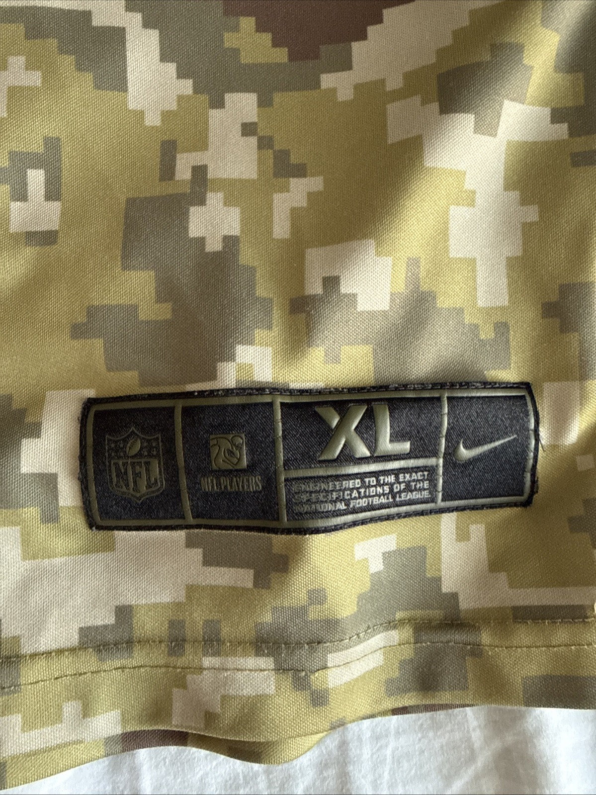 Men’s NIKE A.J. Green #18 Cincinnati Bengals SALUTE TO SERVICE Jersey Sz XL RARE