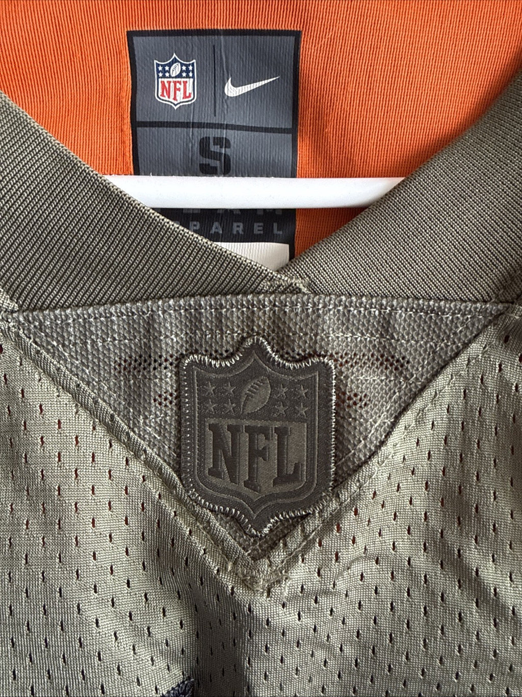 Men's Nike Von Miller #58 Broncos 19’ Salute to Service Limited Jersey Sz S RARE