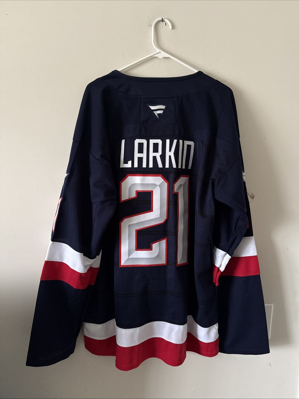 Men’s Fanatics Dylan Larkin #21 Team USA 4 Nations Faceoff Jersey Sz 54 RARE