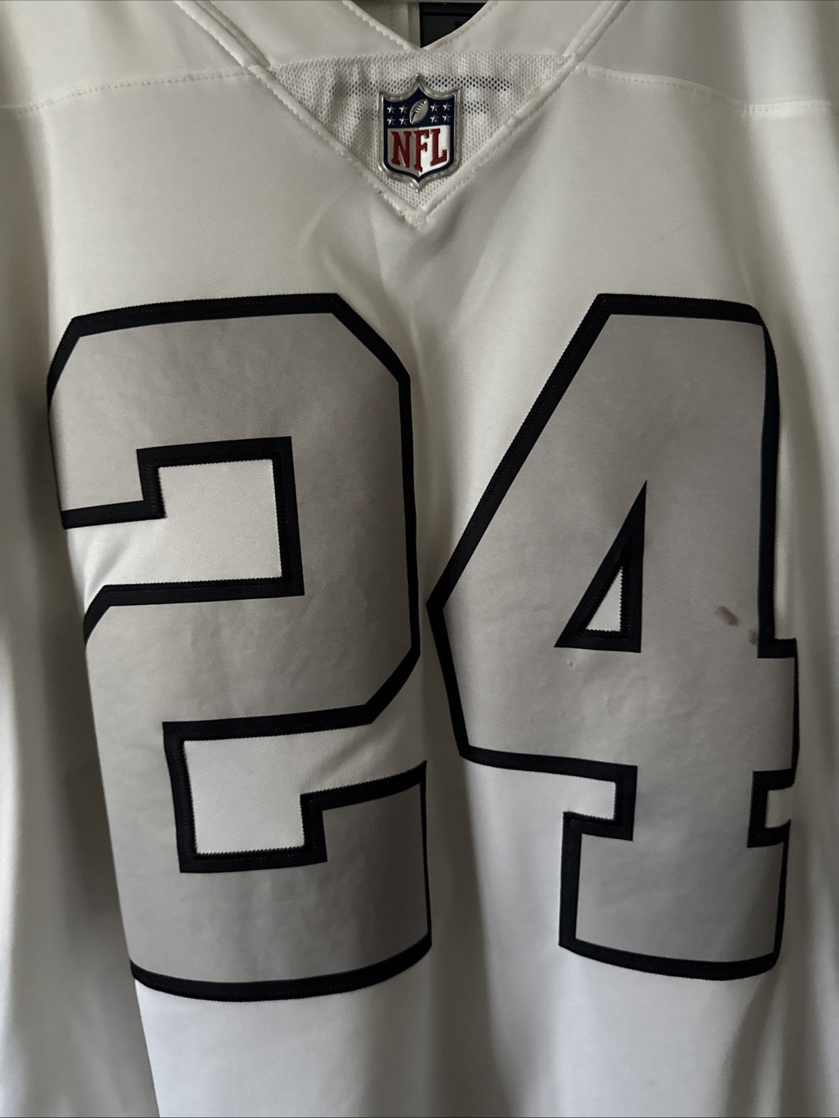 Men’s Nike Marshawn Lynch #24 Oakland Raiders Vapor Lmtd NFL Jersey Sz M - RARE